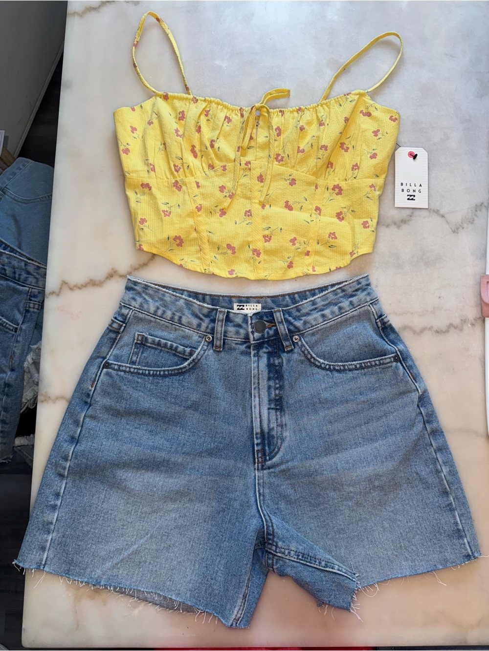 Billabong Yellow Floral Crop Top & Denim High Rise Shorts size 26- Set